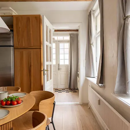 Modern Ground Floor Копенгаген