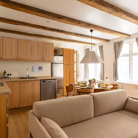 Апартаменты Modern Ground Floor *