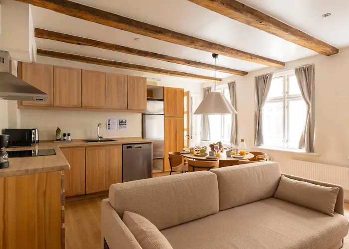 アパート Modern Ground Floor *